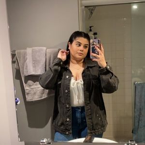 Meet your Posher, Roxana